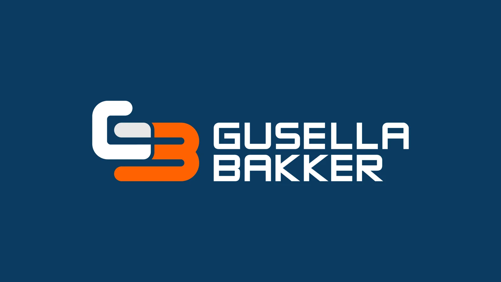 Logo van Gusella-Bakker, weergegeven in wit en oranje tegen een marineblauwe achtergrond. Het logo bevat een gestileerde 'GB'.