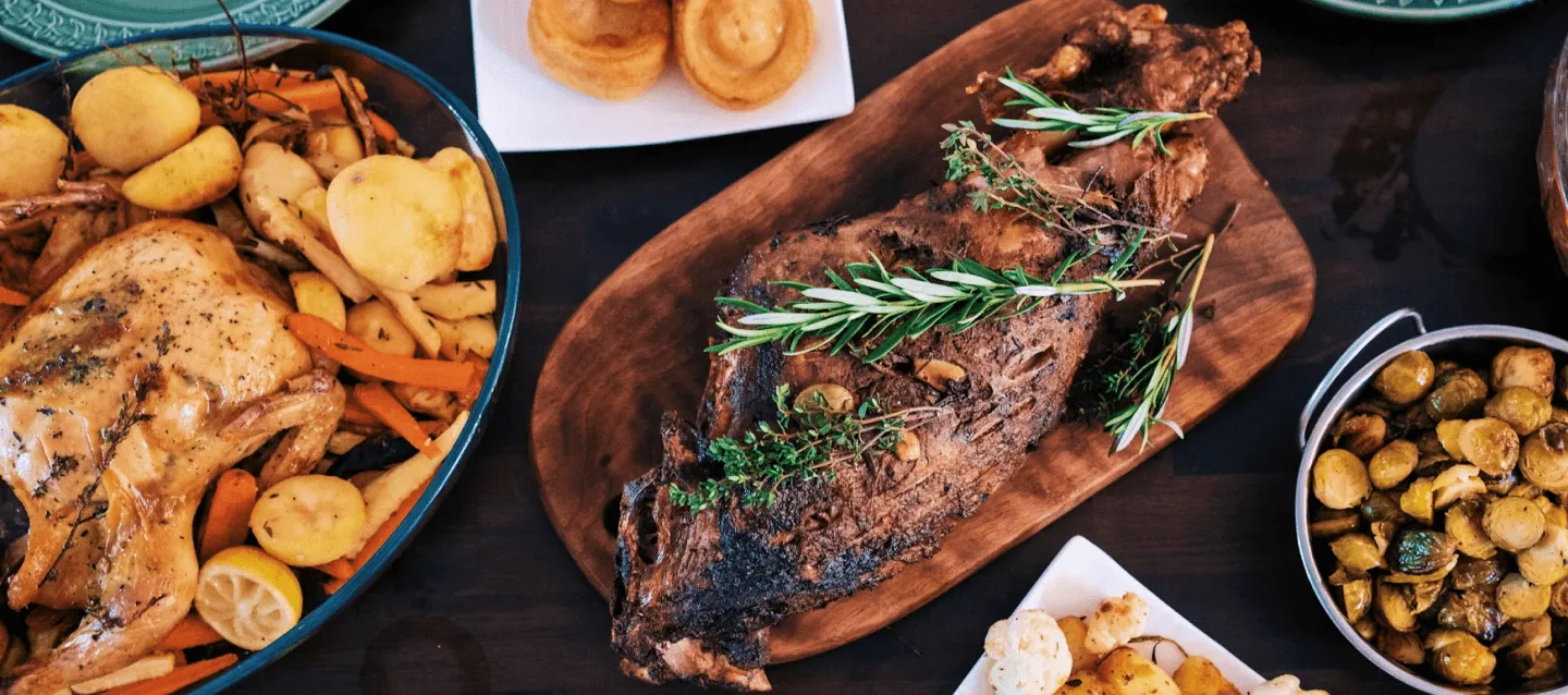 Geroosterd vlees met kruiden uit de keuken van Ideaal Catering
